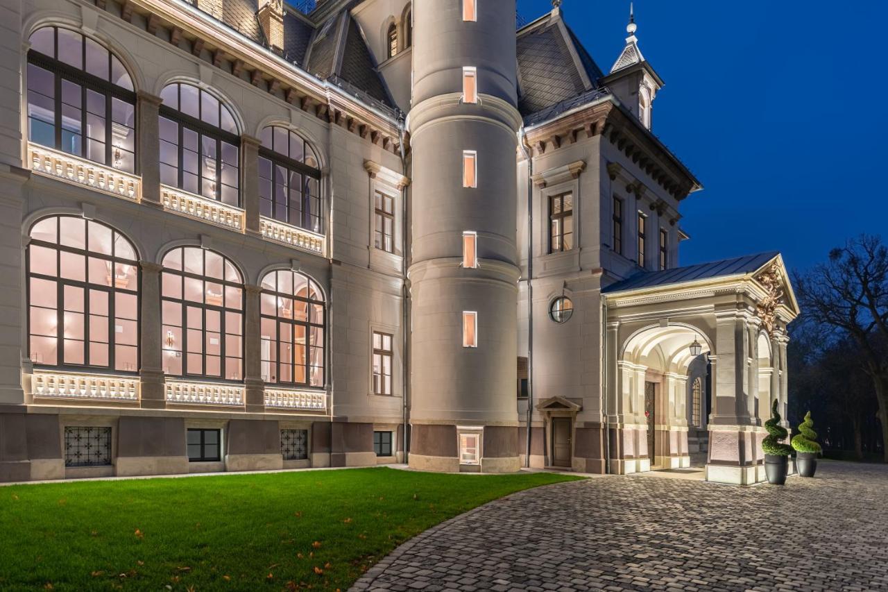 Hotel Botaniq Castle Of - Small Luxury Of The World